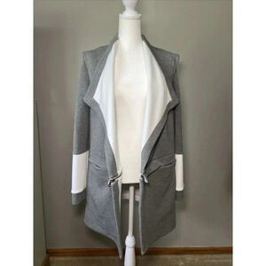 BCBGmaxazria Convertible Detachable Open Jacket Size Small Grey Casual